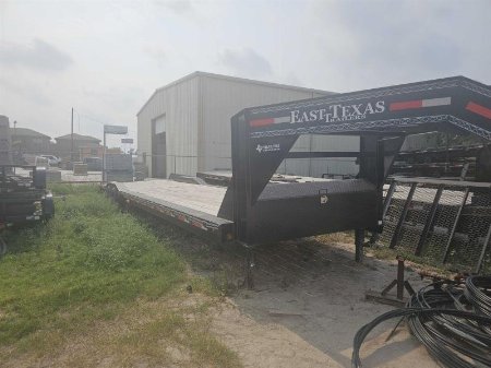 New 2022 East Texas 102X36 GN CARHAULER Car Hauler