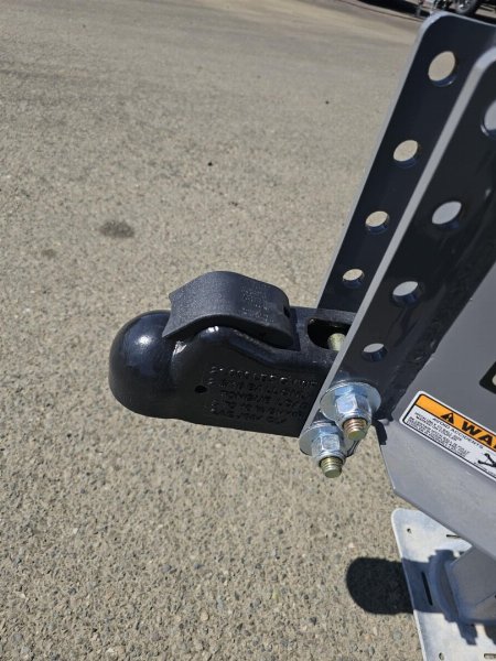 New 2025 DIAMOND C HDT207 82X20 SPLIT TILT 14K EQUIPMENT TRAILER CEMENT GRAY