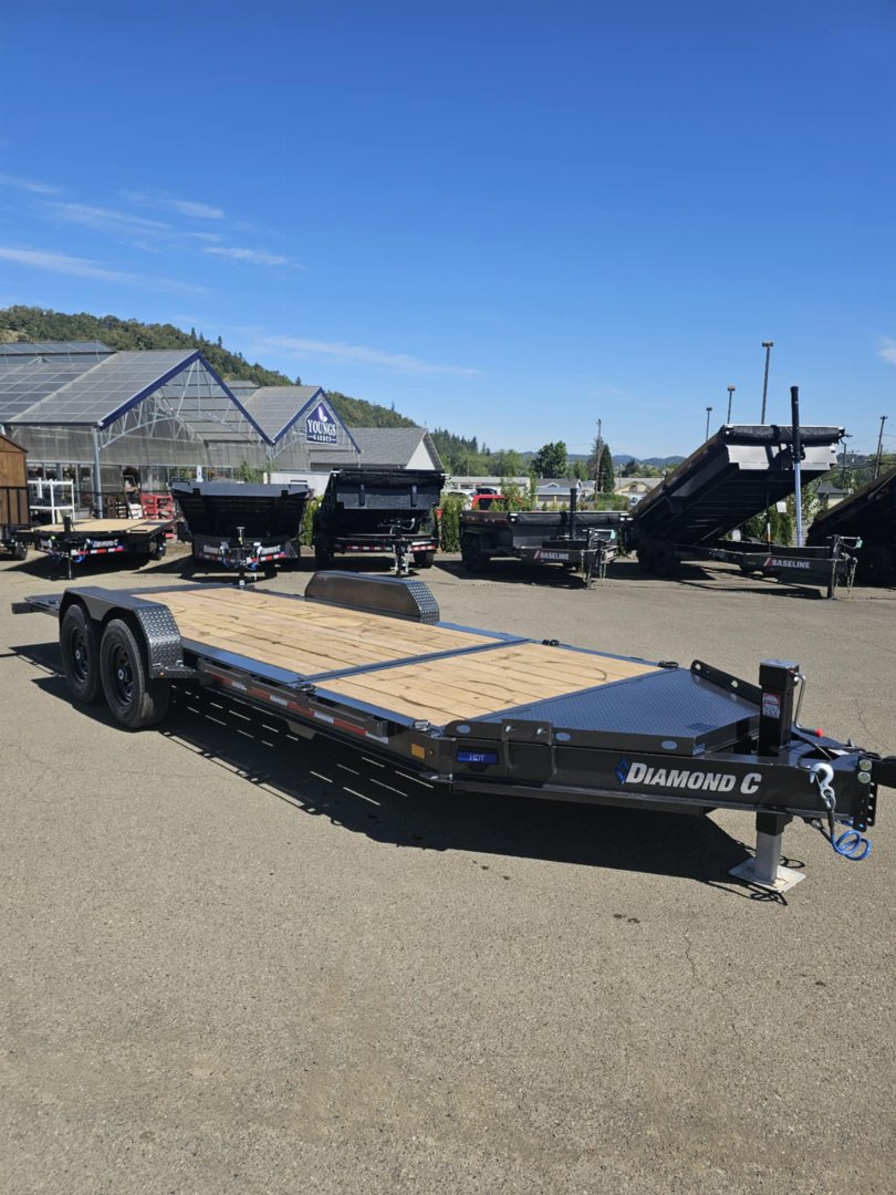 New 2025 DIAMOND C HDT207 82X20 SPLIT TILT 14K EQUIPMENT TRAILER CEMENT GRAY