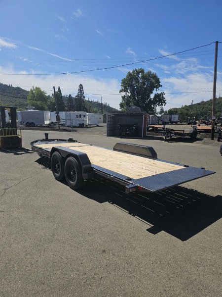 New 2025 DIAMOND C HDT207 82X20 SPLIT TILT 14K EQUIPMENT TRAILER CEMENT GRAY