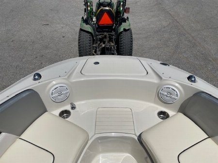 Used 2010 Sea Ray 220 Sundeck Deck Boat