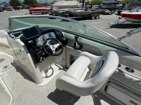 Used 2010 Sea Ray 220 Sundeck Deck Boat