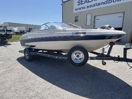 Used 2002 Glastron GX185 Bowrider
