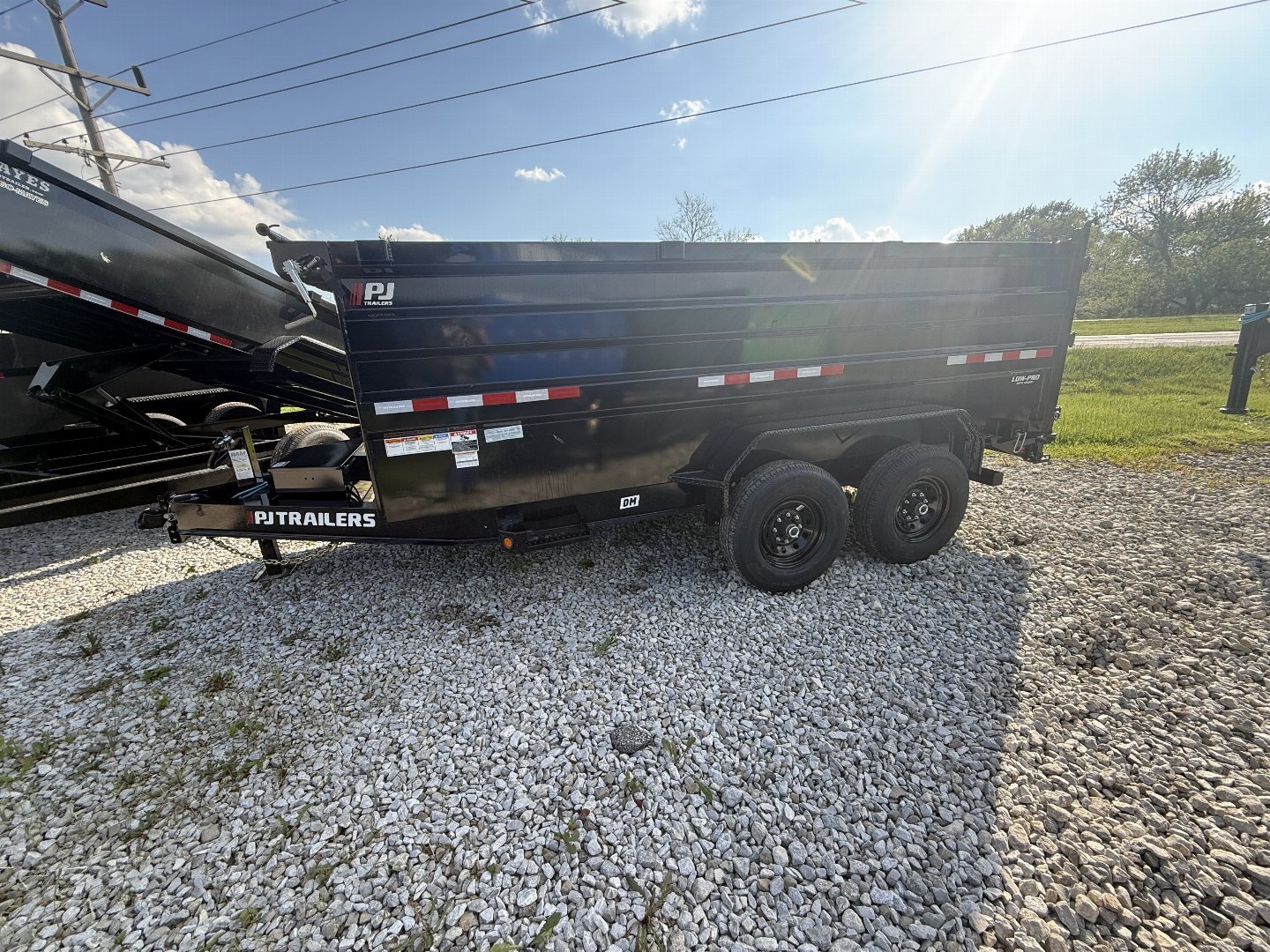 New 2025 PJ Trailers DM142 Dump Trailer 83X14 TA HIGH SIDES (GVW:14000) BLACK