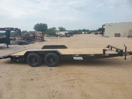 New 2025 P&C Trailers 83x20 car hauler
