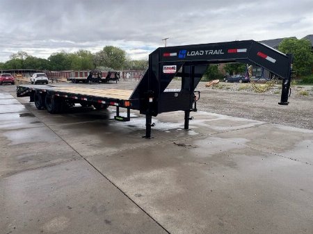 New 2025 Load Trail 102"X28' Low-Pro GN Flatbed Trailer