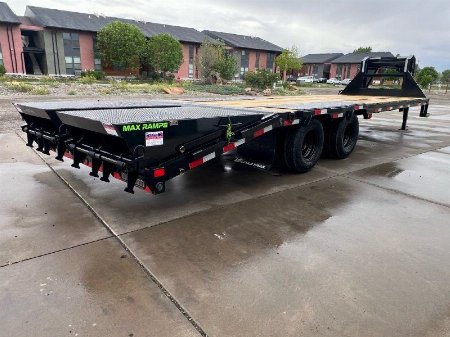 New 2025 Load Trail 102"X28' Low-Pro GN Flatbed Trailer