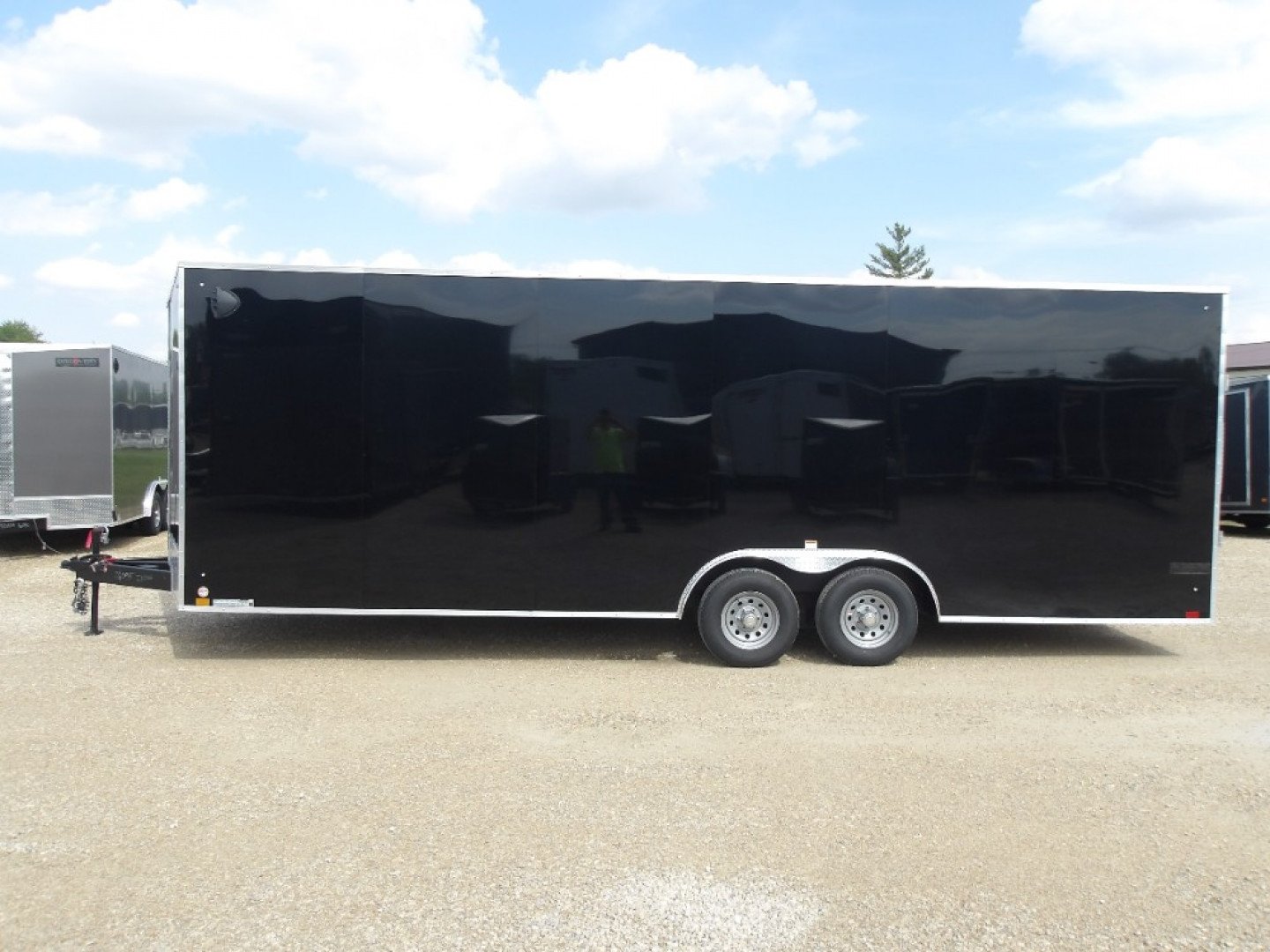 New 2026 Discovery Trailers DCHET8.524TA3 Cargo / Enclosed Trailer