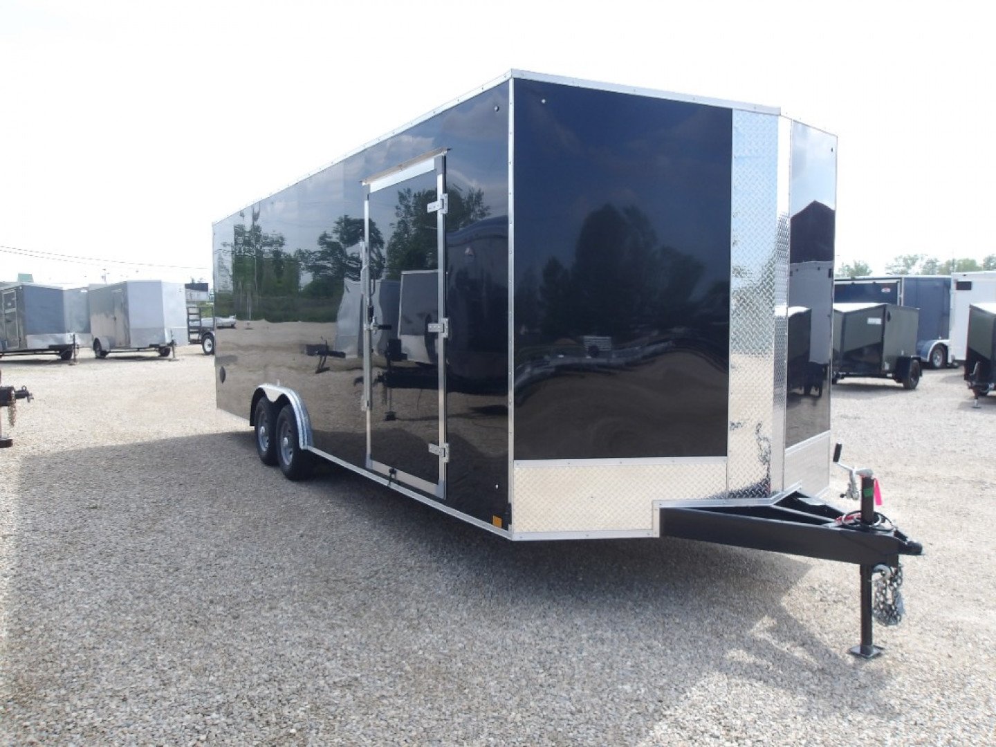 New 2026 Discovery Trailers DCHET8.524TA3 Cargo / Enclosed Trailer