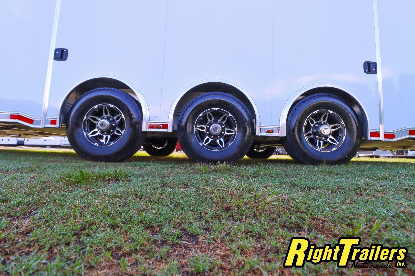 New 2025 8.5x32 inTech Trailers Stacker