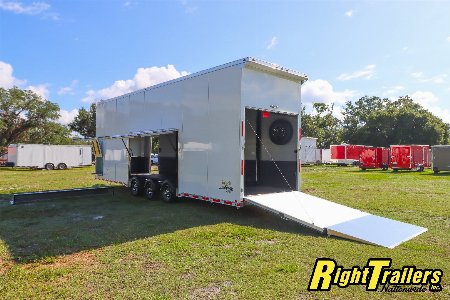 New 2025 8.5x32 inTech Trailers Stacker