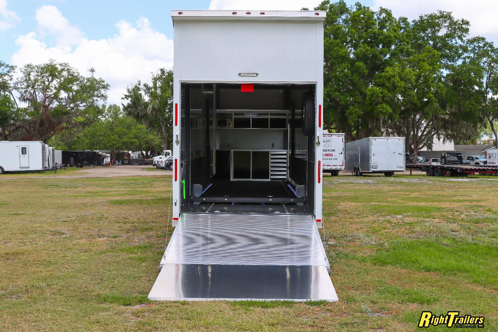 New 2025 8.5x32 inTech Trailers Stacker