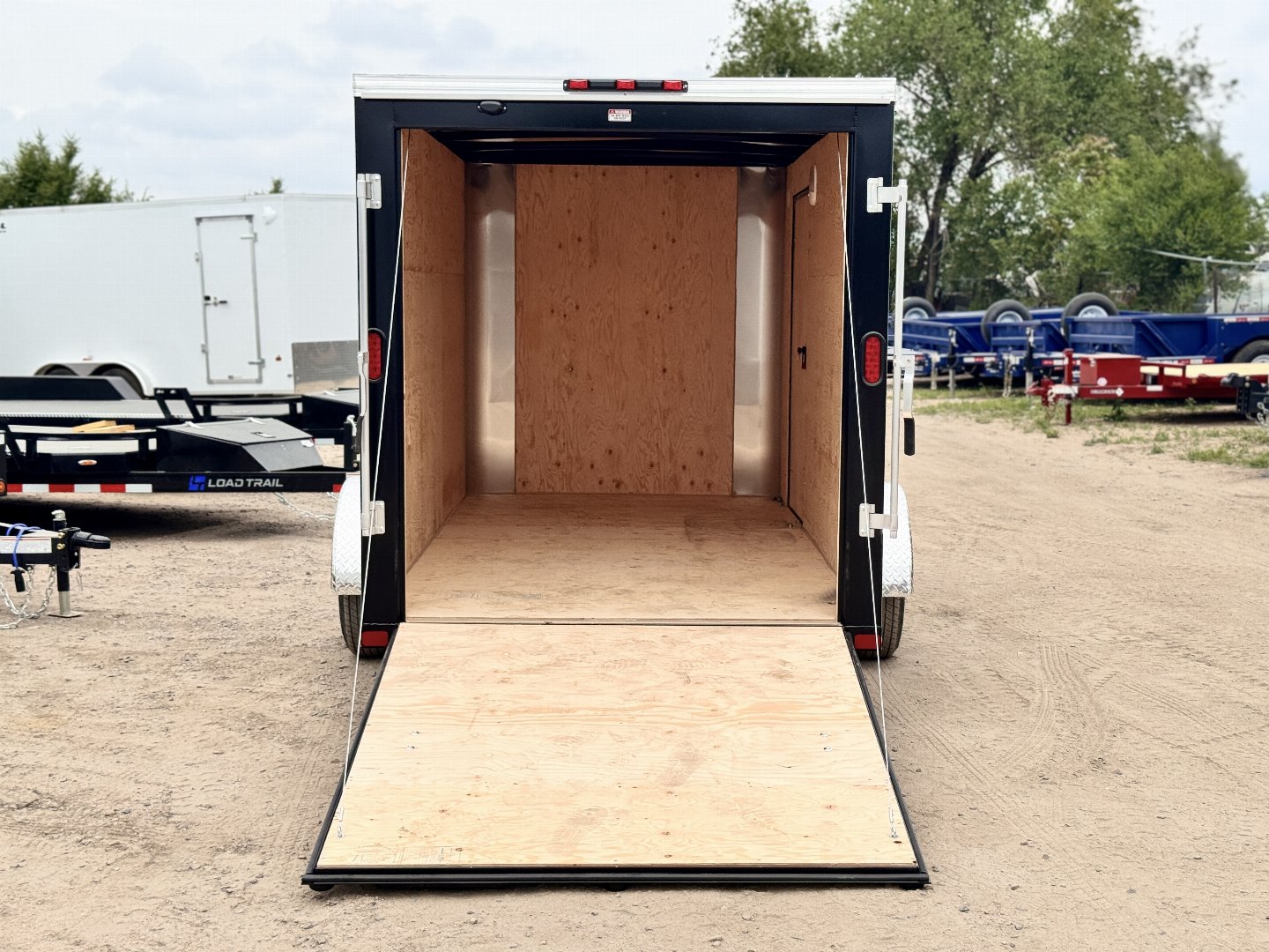 New 2026 Southland Trailers 6-12 Enclosed