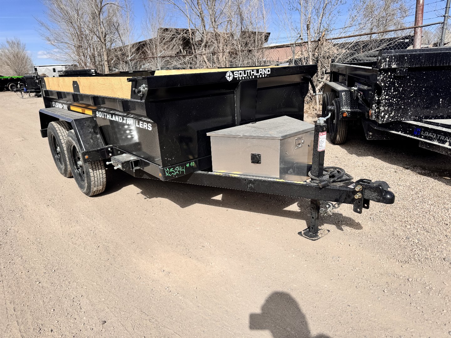 New 2025 Southland Trailers 5-10Dump7K