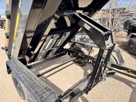 New 2025 Southland Trailers 5-10Dump7K