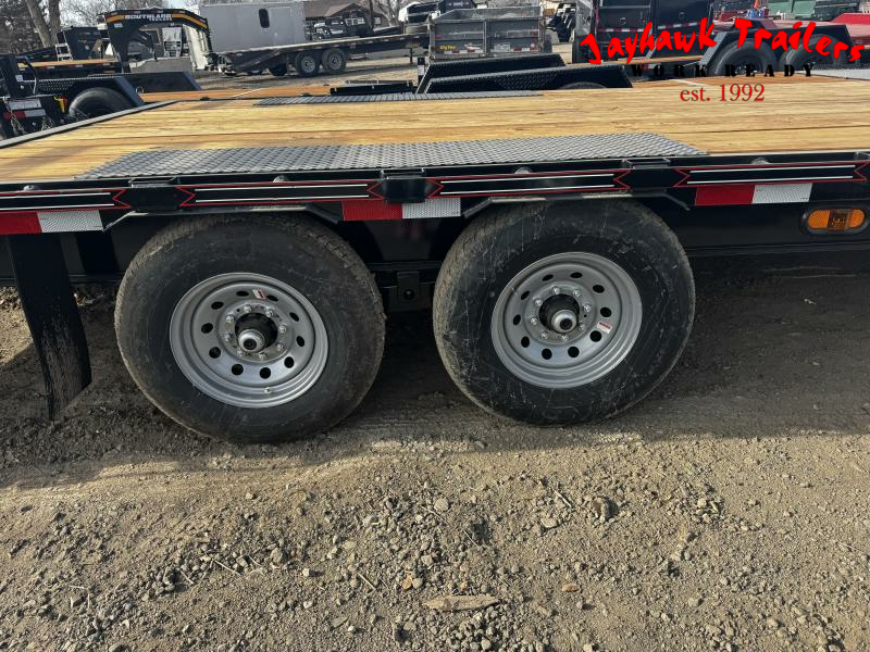 New 2025 Diamond T 8.5-22DeckoverEquipmentHaulerSUR