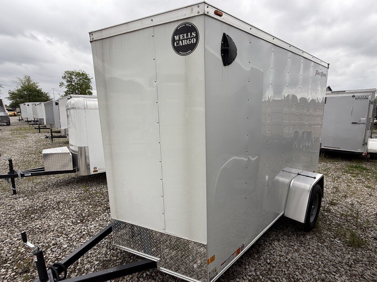 New 2025 WELLS CARGO FT610S2-D Cargo / Enclosed Trailer 6X10 SA RAMP DOOR (GVW:2990) WHITE