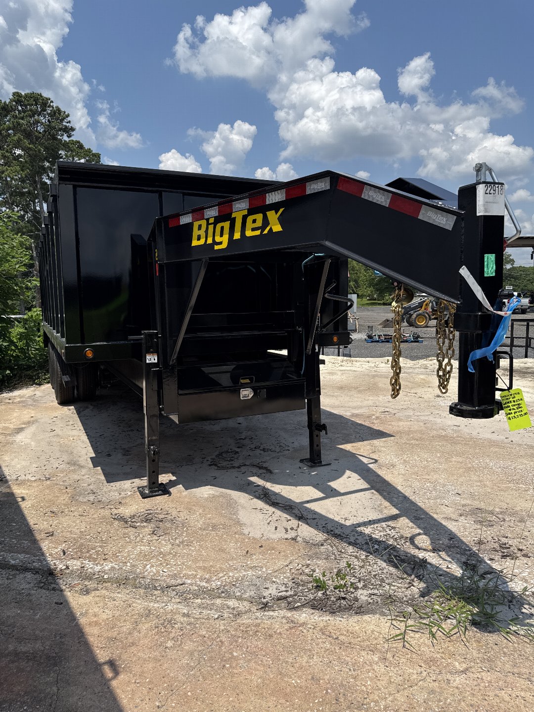 New 2025 Big Tex Trailers 25DU-20BK8SIR Dump Trailer