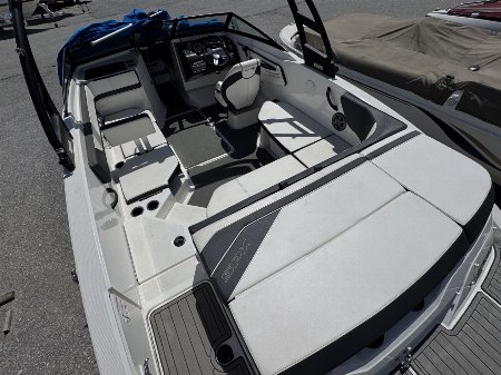 Used 2015 Sea Ray 21 SPX Bowrider