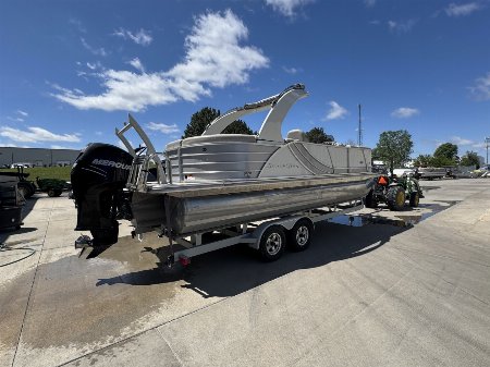 Used 2016 South Bay 523 RS BoatTri-Toon