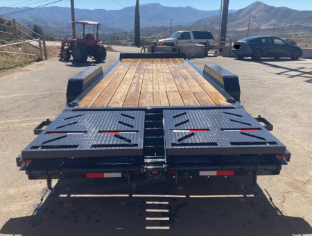 New 2025 Iron Bull EWB8318-MR Equipment Trailer