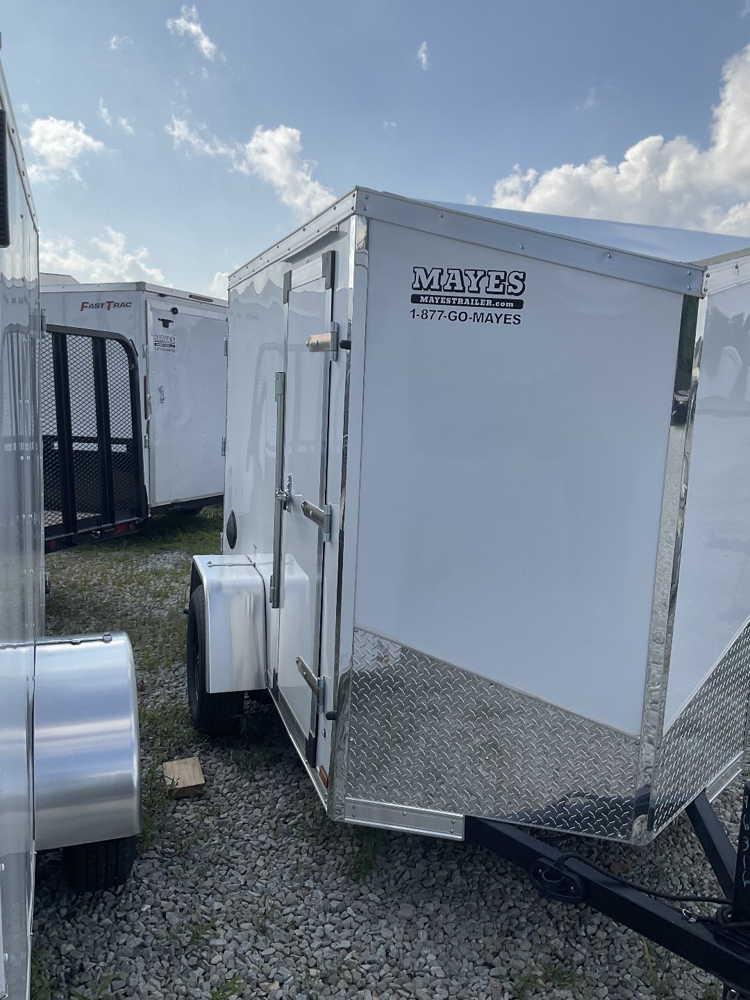 New 2025 US Cargo ULAFT58SA Cargo / Enclosed Trailer 5X8 SA DOOR (GVW:2990) WHITE