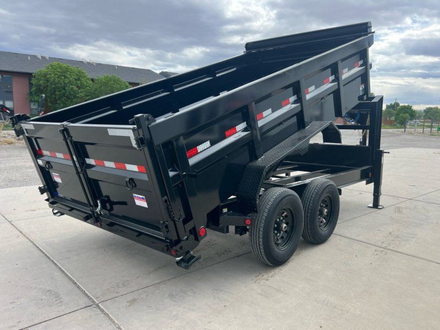 New 2025 Load Trail 83'' x14' Low-Pro GN Dump Trailer