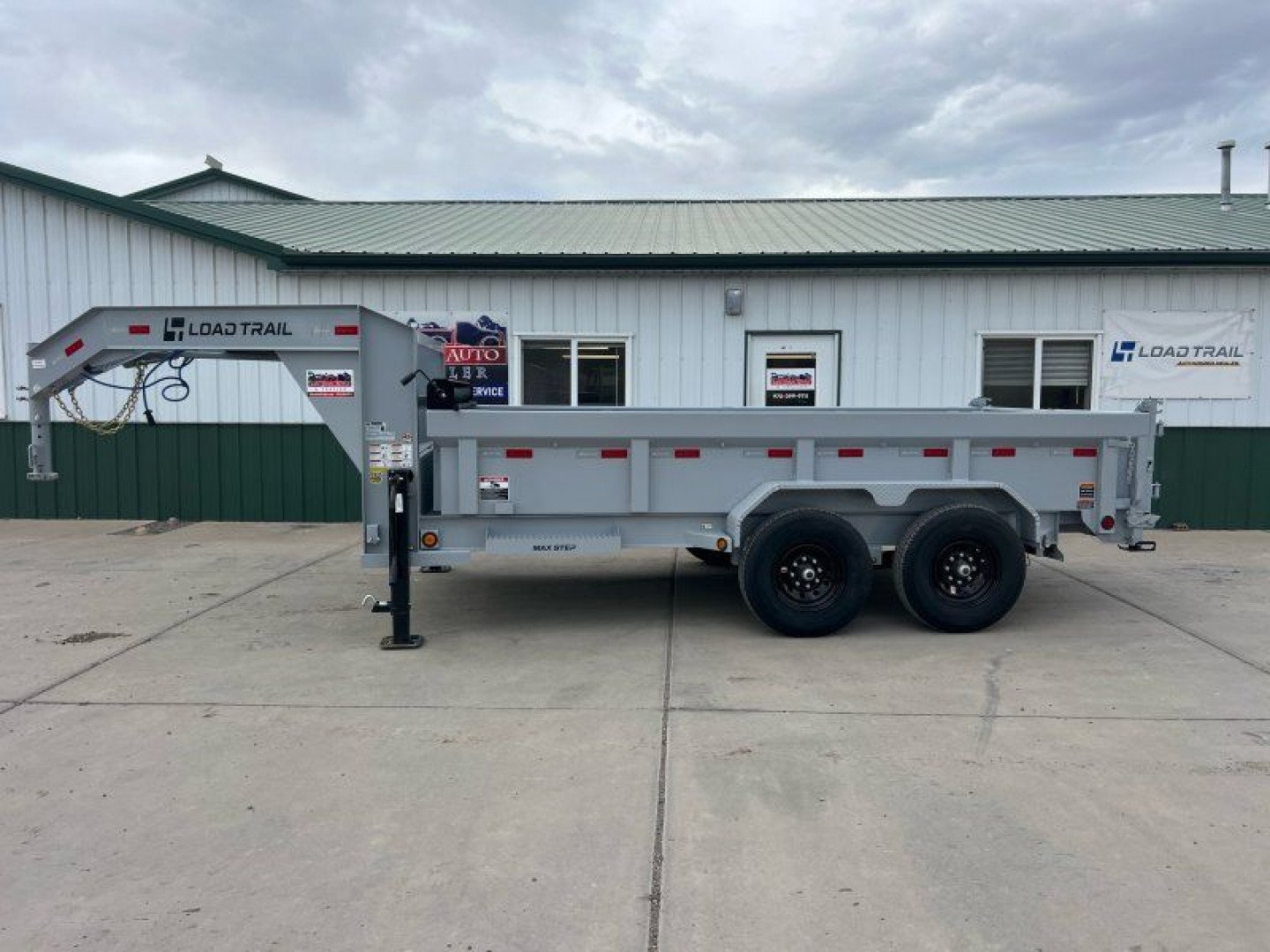 New 2025 Load Trail 83''x14' Low-Pro GN Dump Trailer