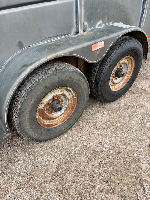 Used 1998 CM Trailers Drover Stock / Stock Combo Trailer