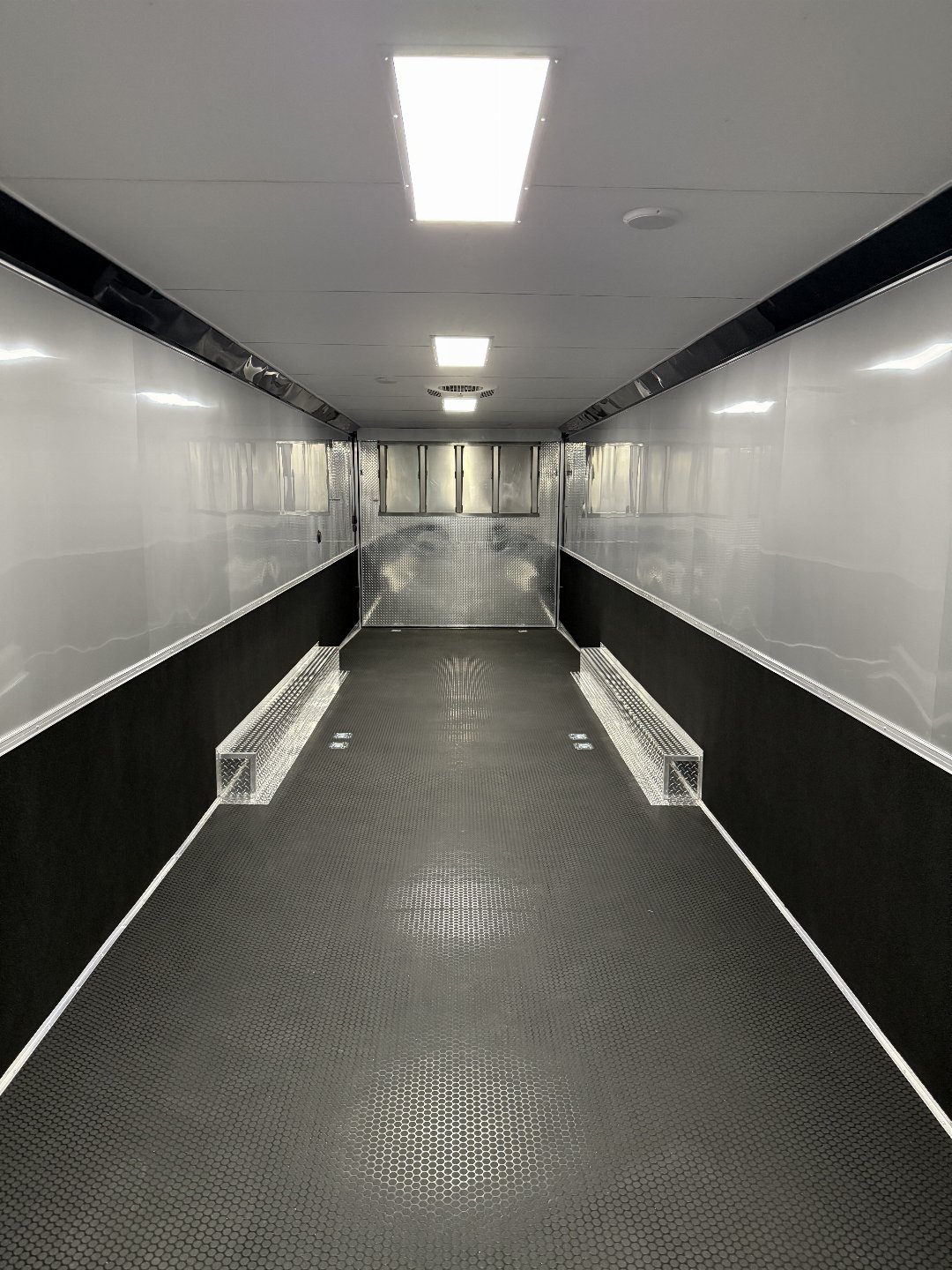 New 2025 VINTAGE 8 X 53 RACE TRAILER BATHROOM PKG