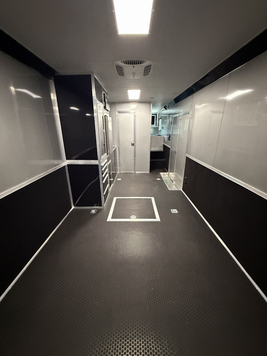 New 2025 VINTAGE 8 X 53 RACE TRAILER BATHROOM PKG