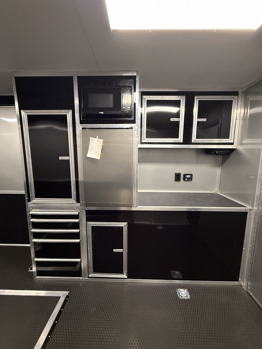 New 2025 VINTAGE 8 X 53 RACE TRAILER BATHROOM PKG
