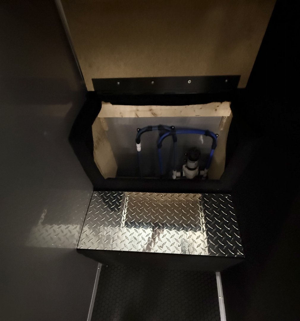 New 2025 VINTAGE 8 X 53 RACE TRAILER BATHROOM PKG