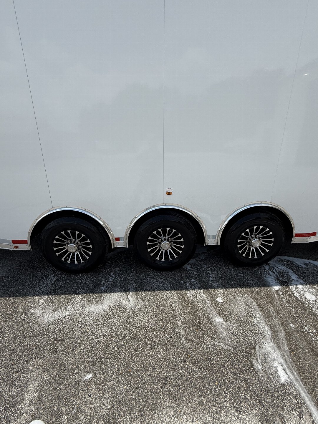 New 2025 VINTAGE 8 X 53 RACE TRAILER BATHROOM PKG