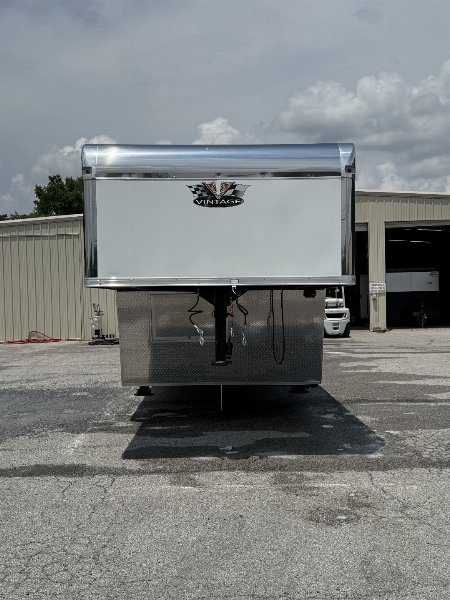 New 2025 VINTAGE 8 X 53 RACE TRAILER BATHROOM PKG