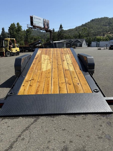 New 2025 HTL207 BASELINE Diamond C Trailers 82" X 20' SPLIT-TILT Equipment Trailer