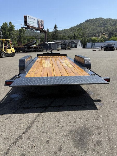 New 2025 HTL207 BASELINE Diamond C Trailers 82" X 20' SPLIT-TILT Equipment Trailer