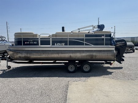 Used 2015 Lowe SS 210 Tri-toon Boat