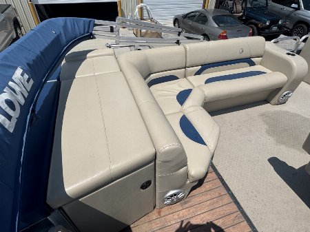 Used 2015 Lowe SS 210 Tri-toon Boat