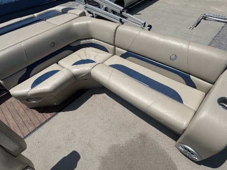 Used 2015 Lowe SS 210 Tri-toon Boat