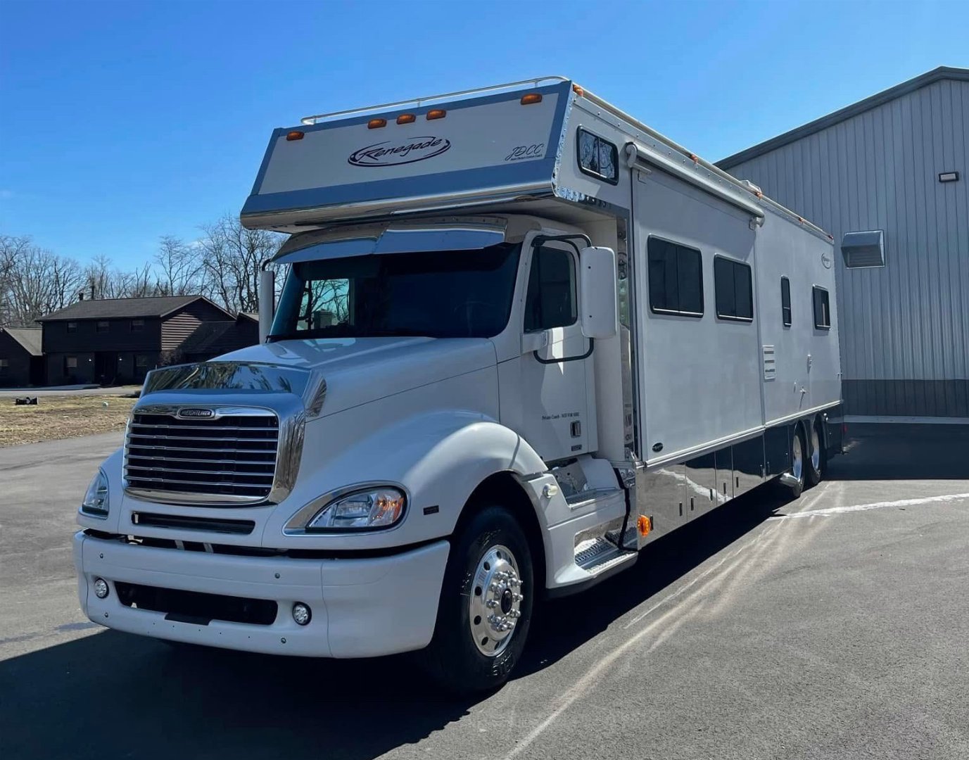 Used 2008 Renegade 45’ Tandem Axle Motorcoach
