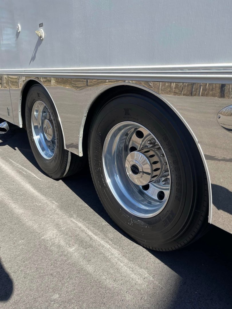 Used 2008 Renegade 45’ Tandem Axle Motorcoach