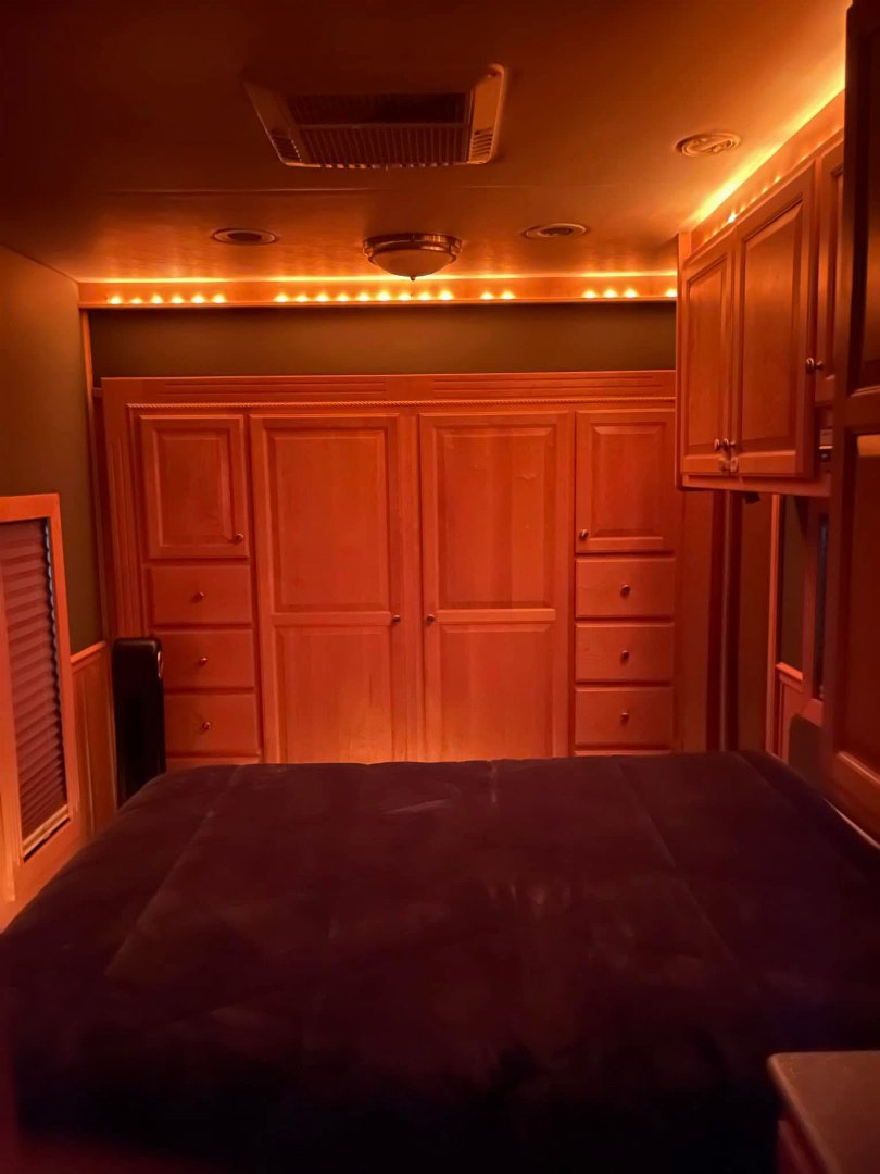 Used 2008 Renegade 45’ Tandem Axle Motorcoach