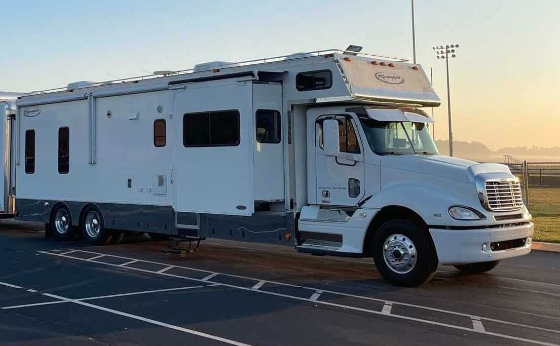 Used 2008 Renegade 45’ Tandem Axle Motorcoach
