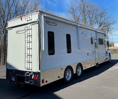 Used 2008 Renegade 45’ Tandem Axle Motorcoach