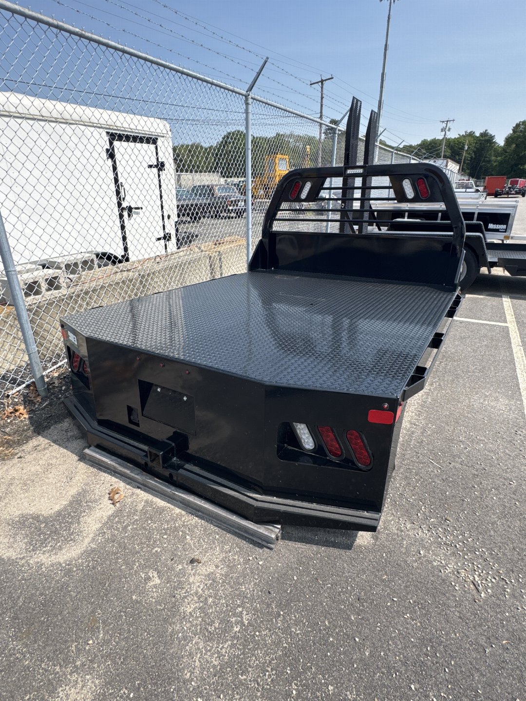 New 2025 903 FLAT BED FOR SINGLE REAR WHEEL PICKUPS 84"WX8'-6"L