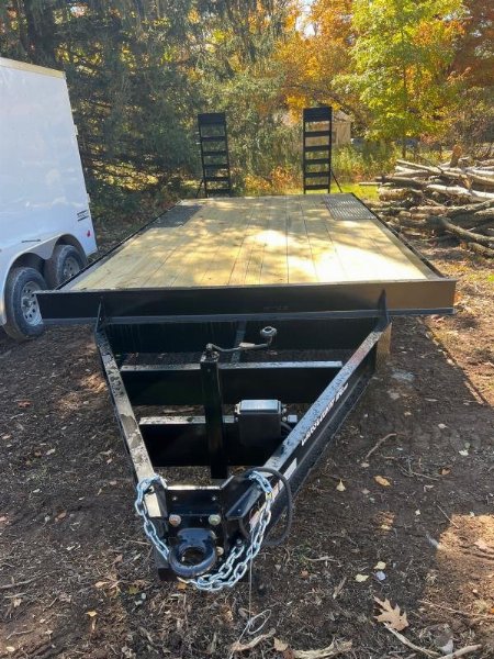 New 2024 CROSS COUNTRY MANUFACTURING 6HD820DO Deckover Trailer