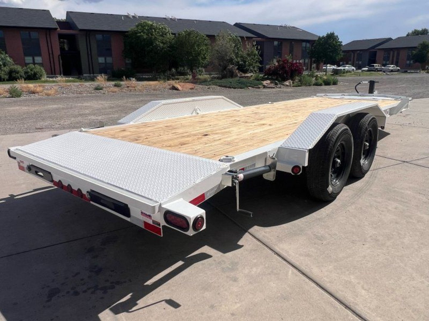 Used 2025 Load Trail 83''x22' Car Hauler