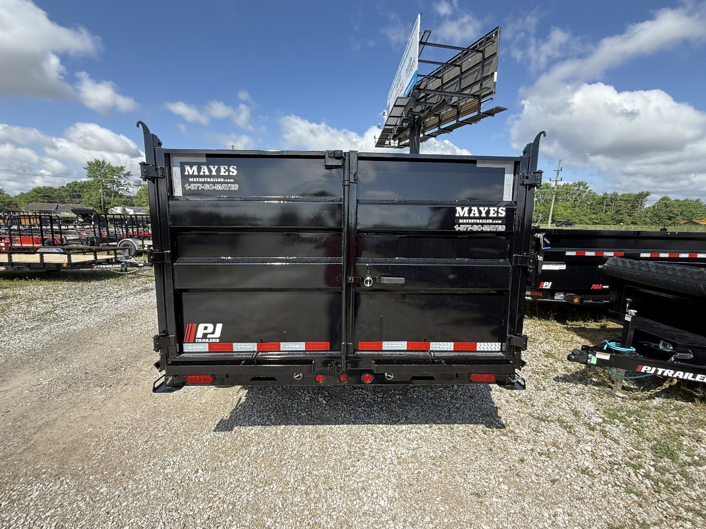 New 2026 PJ Trailers D7142 Dump Trailer 83x14 TA HIGH SIDES (GVW:14000) BLACK