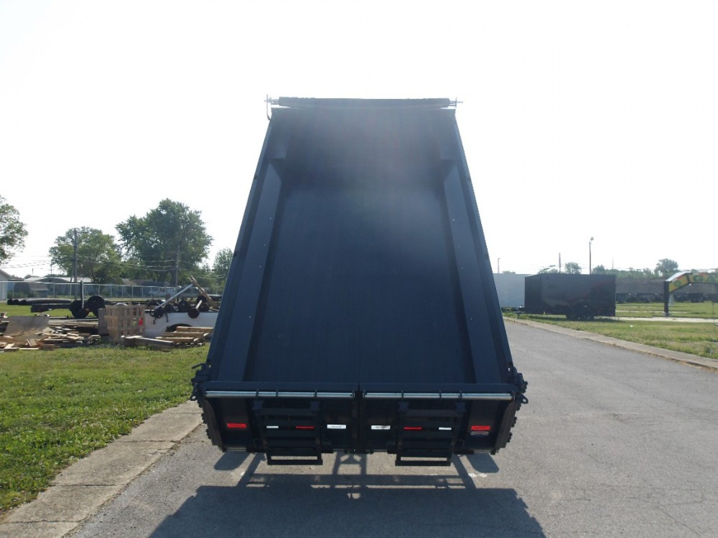 New 2025 Brandt UBD816 - Preminum Dump Trailer